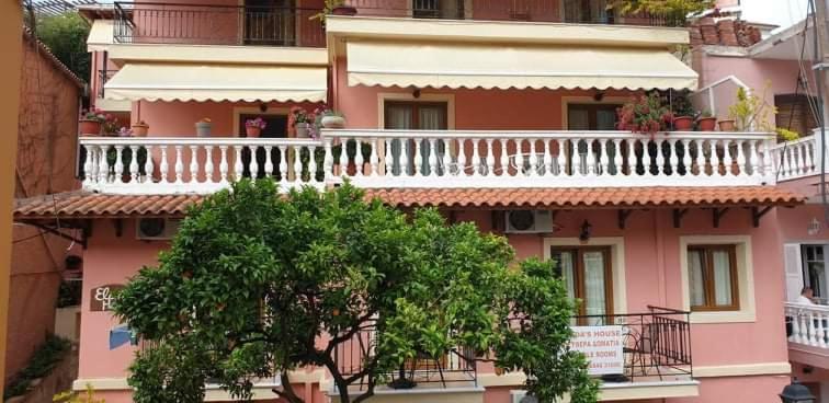 Elpidas House Parga Exterior photo
